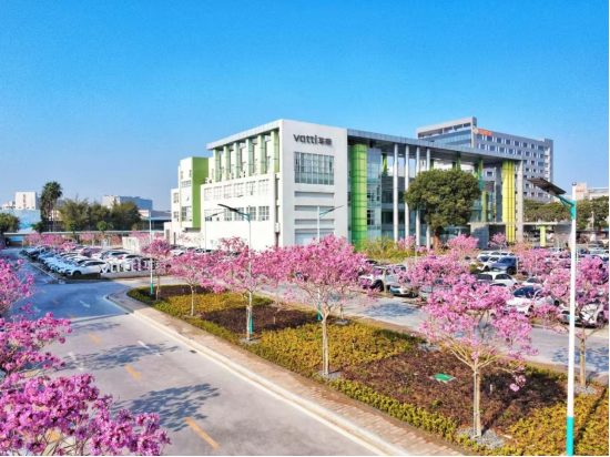 既要“颜值”又要 “听话”，华帝精准契合年轻人家电消费新主张